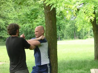 Agression dans le bois de Vincennes Agression dans le bois de Vincennes
