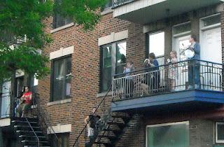 Crise sociale: Anticapitalistes, marxistes et pandas anarchistes Crise sociale: Anticapitalistes, marxistes et pandas anarchistes