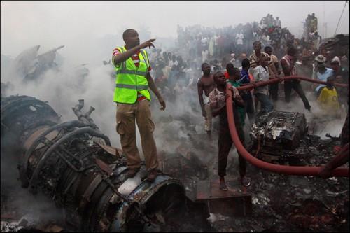 Nigeria : crash d’un avion sur un quartier populaire de Lagos