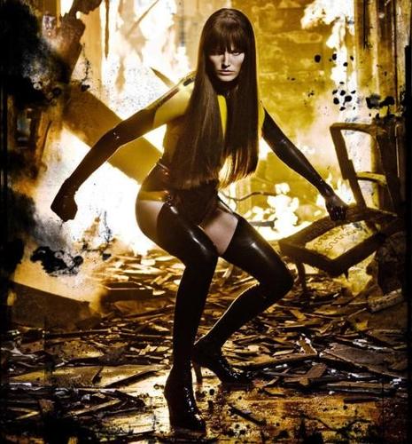De nouveaux SUPER-HEROS Silk Spectre