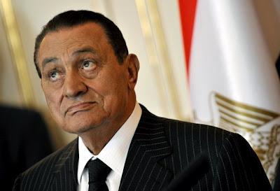 Moubarak condamné à la prison à vie pour les meurtres de manifestants