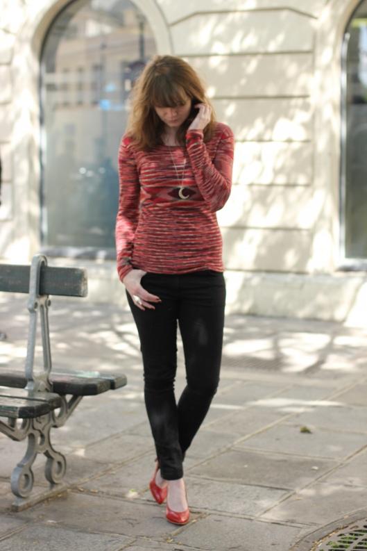 slim noir pull azteque rouge Tsabaya