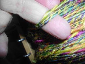 Fil de laine ....au rouet ...teintures maison .... nouille