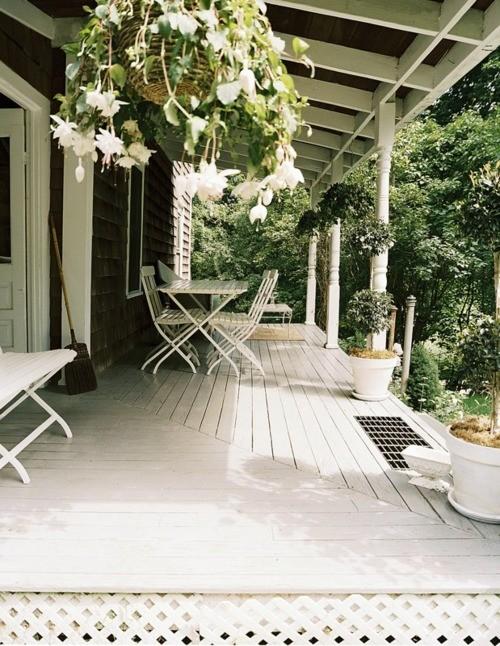 decocrush_today_i_love_les_terrasses_amenagees_de_blanc07 { Today I ♥ } Les terrasses et jardins ombragés