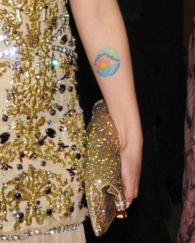 Aviez-vous remarqué le tatouage de Scarlett Johansson ?