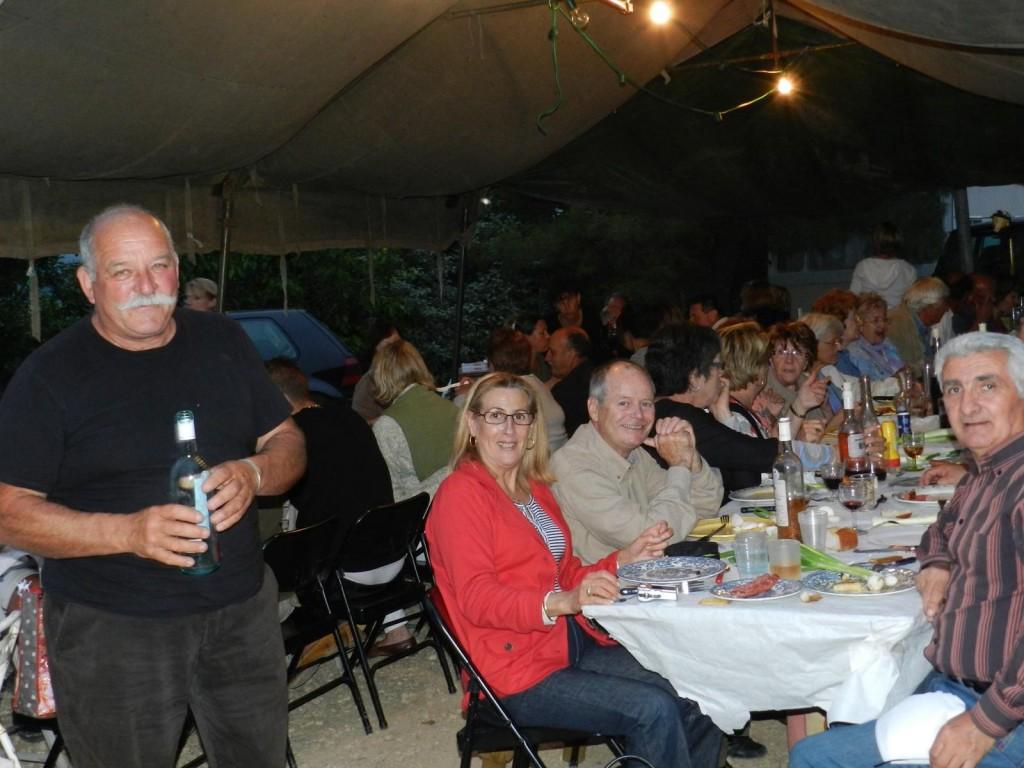 DSCN0334 Fête des voisins à Mourjaï