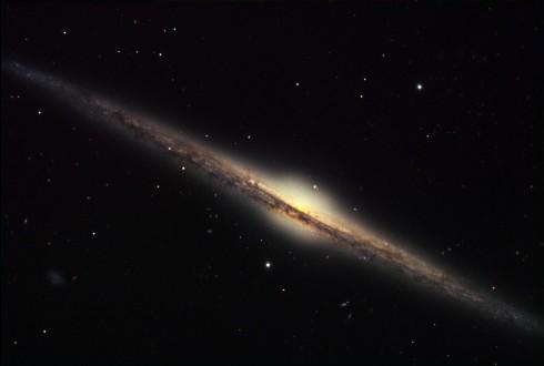 Galaxie de l'Aiguille, NGC 4565