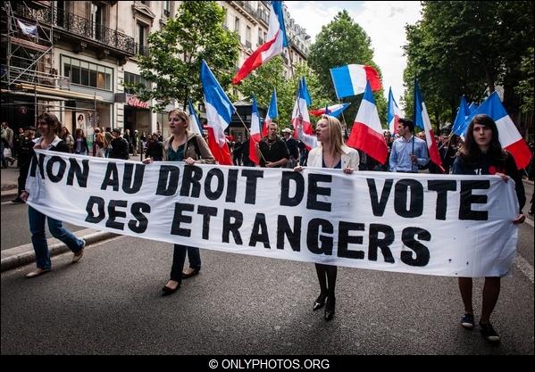 manifestation-contre-droit-de-vote-des-etrangers-paris-0006