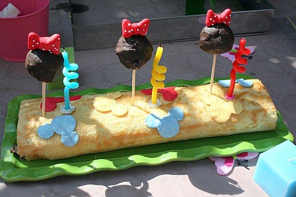 ROULE AUX CERISES MICKEY ET CAKES POPS MINNIE ROULE-MICKEY.jpg