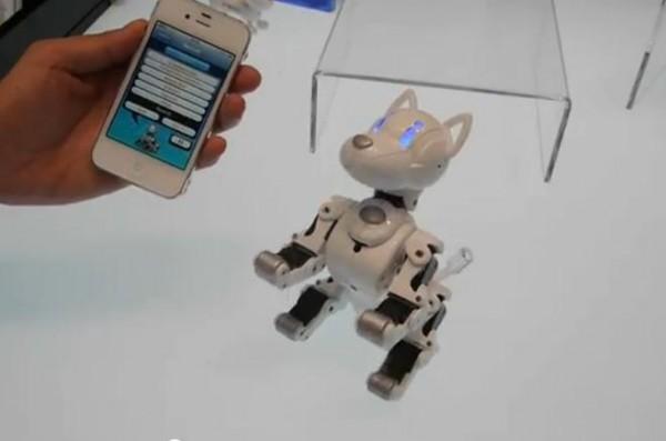 Screenshot 35 600x397 Omnibot I SODOG : un chien robot dans votre smartphone 