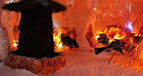 benefices <b></div>grotte</b> de <b>sel</b> barcelone Découvrez les bénéfices de la grotte de sel de Barcelone
