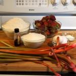 Étape 1 de la recette de biscuits fraises et rhubarbe