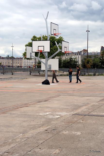 L' Arbre à Basket/Le Voyage a Nantes