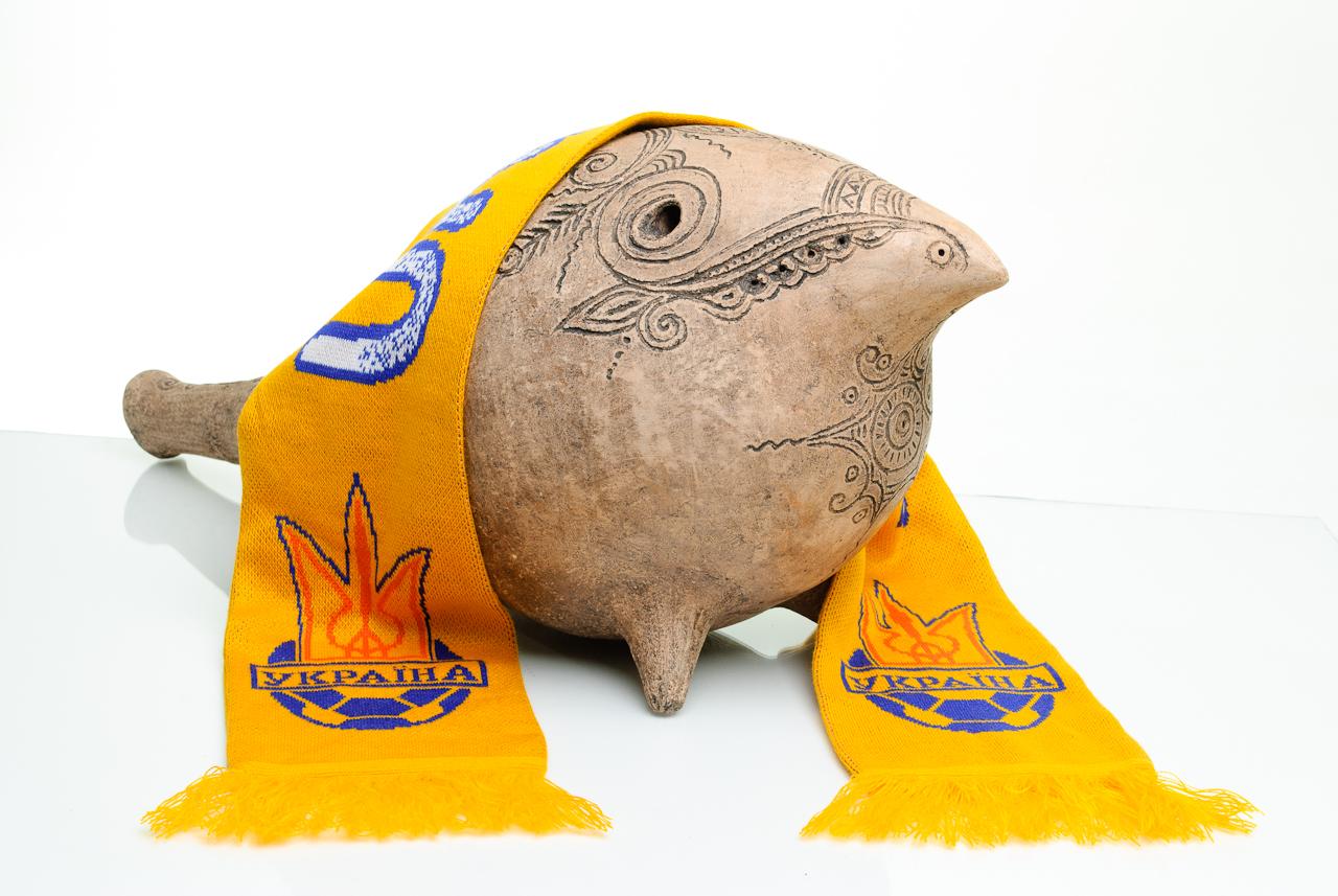 Une zozulica pour remplacer votre vuvuzela ? img Src: poland2012.net DSC4779 Euro de football 2012 | Au delà des matchs #4 : Faits divers insolites de lEuro