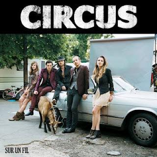 Polydor signe le groupe Circus