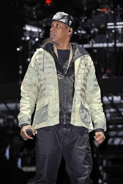 En images : Rihanna et Jay-Z réunis sur la scène du festival BBC Radio 1 Hackney