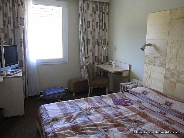 Un week-end prolongé à Budapest : côté pratique et premières impressions Budapest-Mercure-Korona.JPG