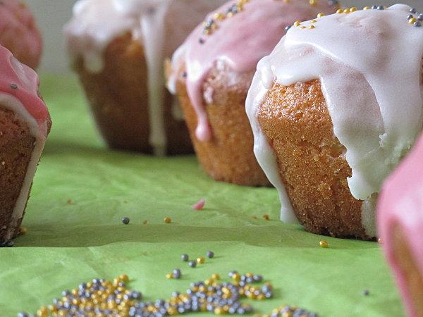 Mes 1ers cupcakes ... façon gâteau au yaourt cupcake3