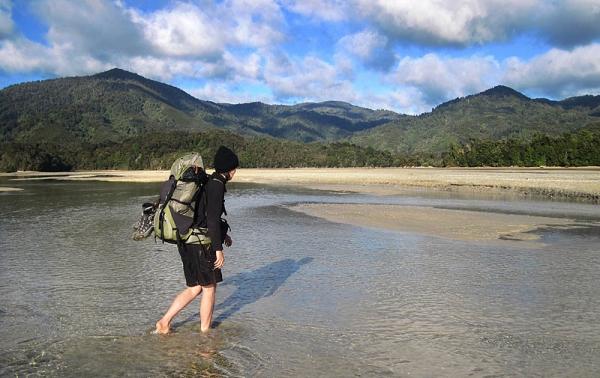 0403_crossing_the_inlet