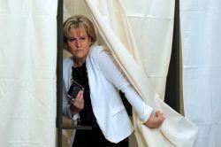 Déjeuner Dahan / Thomas Hollande: Nadine Morano veut porter plainte Déjeuner Dahan / Thomas Hollande: Nadine Morano veut porter plainte