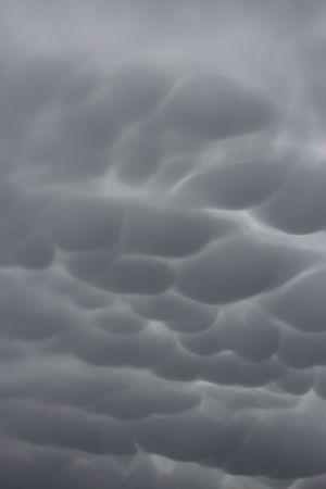 Etrangeté... nuages0766A