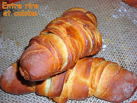 Croissants au lait ribot...sans tourage et bluffants de croustillant Croissants-au-lait-ribot-001.JPG