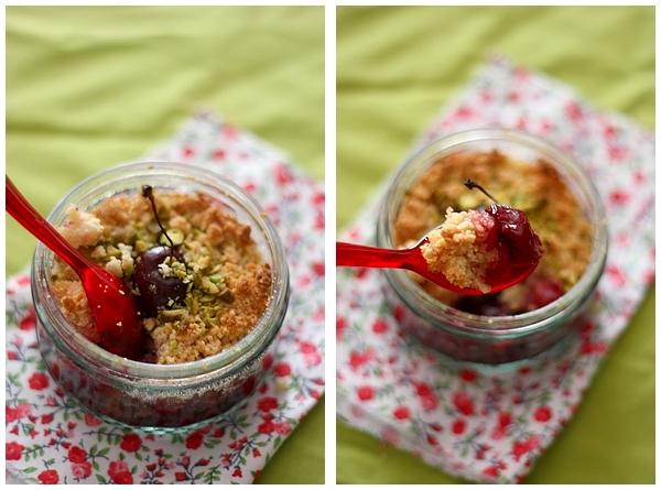crumblecerises4 Crumble aux cerises pour faire venir lété