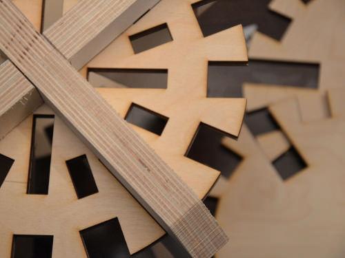 Tabouret Asterisk par Christina Sicoli Tabouret Asterisk par Christina Sicoli