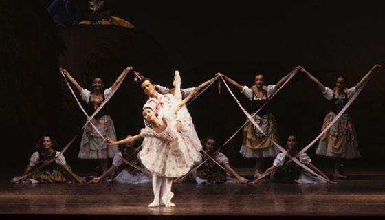 Ballet: La Fille mal gardée au Prinzregententheater Ballet: La Fille mal gardée au Prinzregententheater