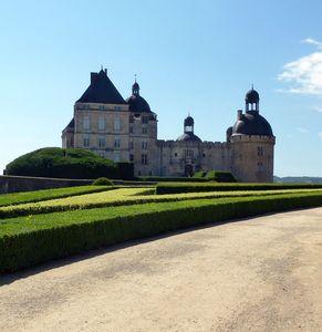 château de Hautefort, joyau du Périgord P1060566