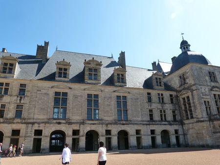 château de Hautefort, joyau du Périgord hautefort 024