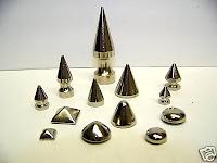 250 spikes studs screwback metal goth punk oi diy biker 250403250138 Customisation: les clous et pics