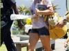 FFN_IMAGE_50825159|FFN_SET_60051010 thumbs britney spears leaving hawaii 03 Photos : Britney et sa famille à laéroport dHawaii 06/07/12