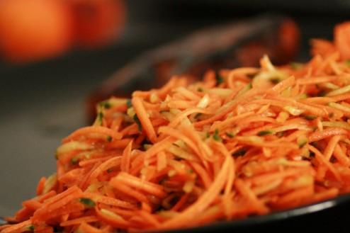 carottes râpées et concombre râpé au miel carottes râpées et concombre râpé au miel