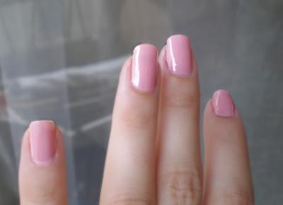 Manucure Sucre d'Orge avec OPI (Stamping Inside) Manucure Sucre d'Orge avec OPI (Stamping Inside)