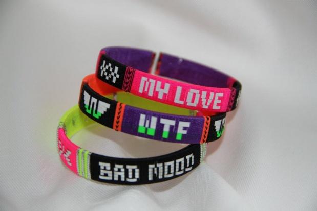 Les bracelets qu'il nous faut cet été ! Les bracelets qu'il nous faut cet été !