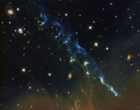 Jets de gaz d’une jeune étoile photographiés par Hubble