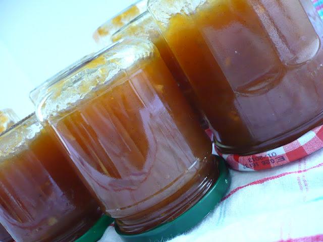 Confiture du soleil : abricot-prune-vanille Confiture du soleil : abricot-prune-vanille