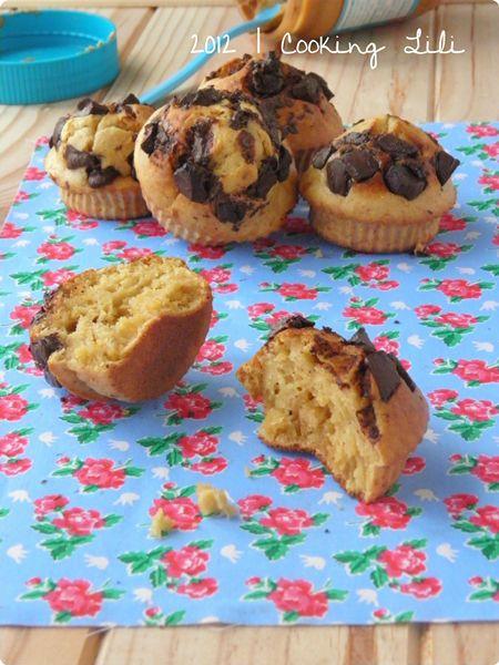 ♥ Petits moelleux au Beurre de Cacahuètes & Pépites de Chocolat P6220040