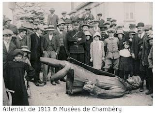 Rousseau, les mouvements politiques et les intellectuels Rousseau, les mouvements politiques et les intellectuels