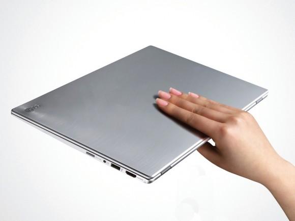 L’Ultrabook rame tandis que le MacBook brille