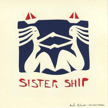 le gris du ciel en reflet sister-ship