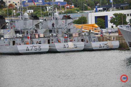 le gris du ciel en reflet Concarneau port de guerre-07-2012 (2)