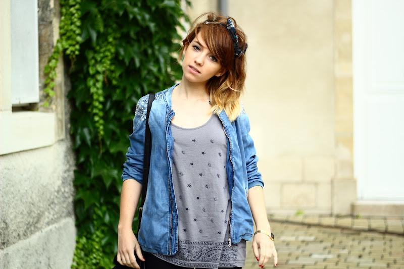 Spikes on shoulders ! Spikes on shoulders !