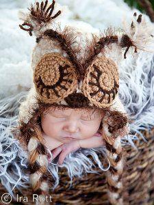 crochet_newborn_baby_owl_hat_mohair2