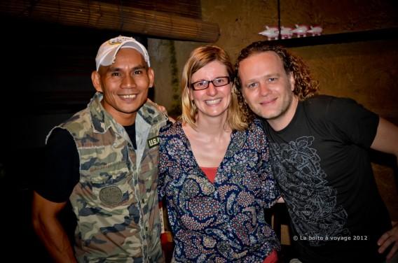 Plaisantes retrouvailles avec notre ami Adchuk, le Monsieur Propre Indonésie, rencontré à Sulawesi 4 ans plus tôt (Ubud, Bali, Indonésie)