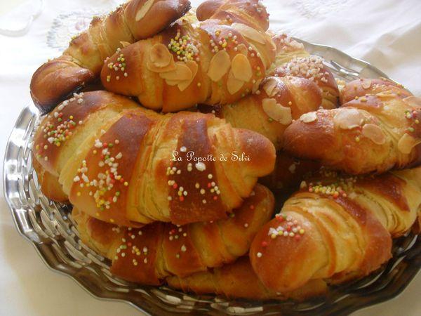 Les croissants de loubna (au lben et tres simples à faire ) SAM_2667