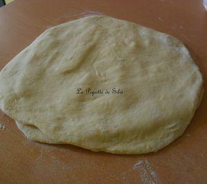 Les croissants de loubna (au lben et tres simples à faire ) SAM_2654