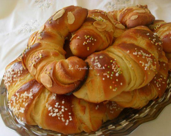 Les croissants de loubna (au lben et tres simples à faire ) SAM_2670