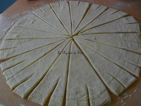 Les croissants de loubna (au lben et tres simples à faire ) SAM_2660